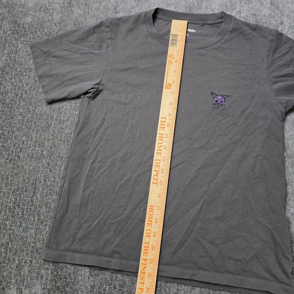Uniqlo x Sanrio T-Shirt Womens Small Gray Kuromi Graphic Print Short Sleeve S - Picture 6 of 10